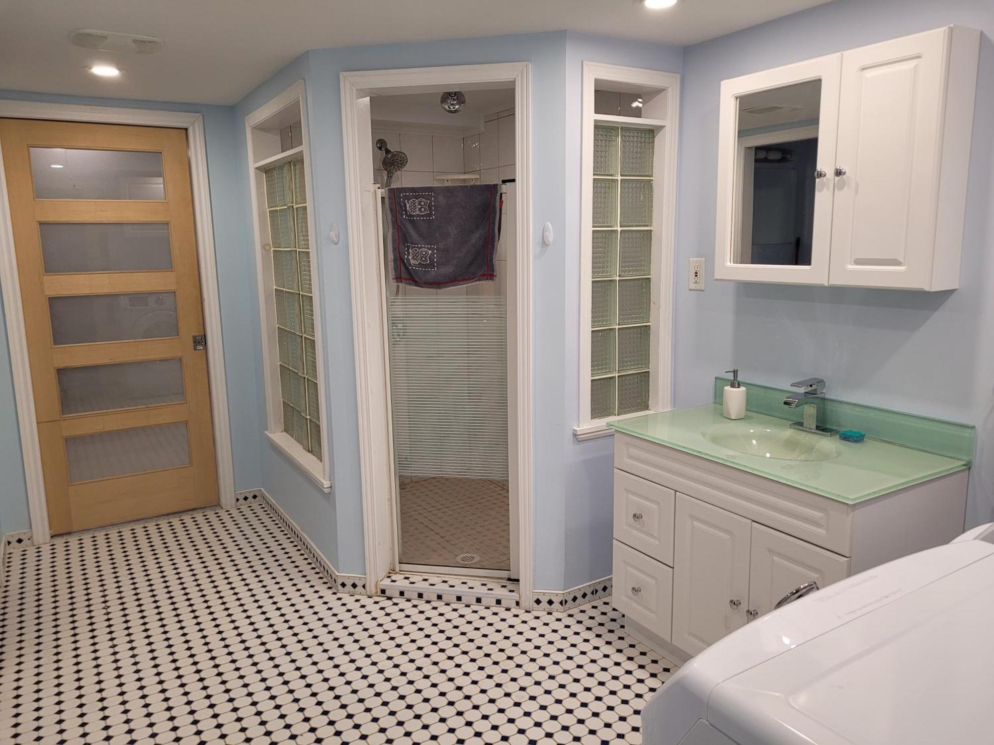 Apartamento Complet, Proche Metro, Parking Gratuit Montreal